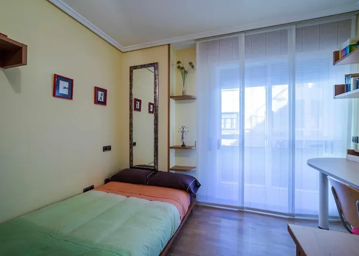 Lope De Vega 아파트